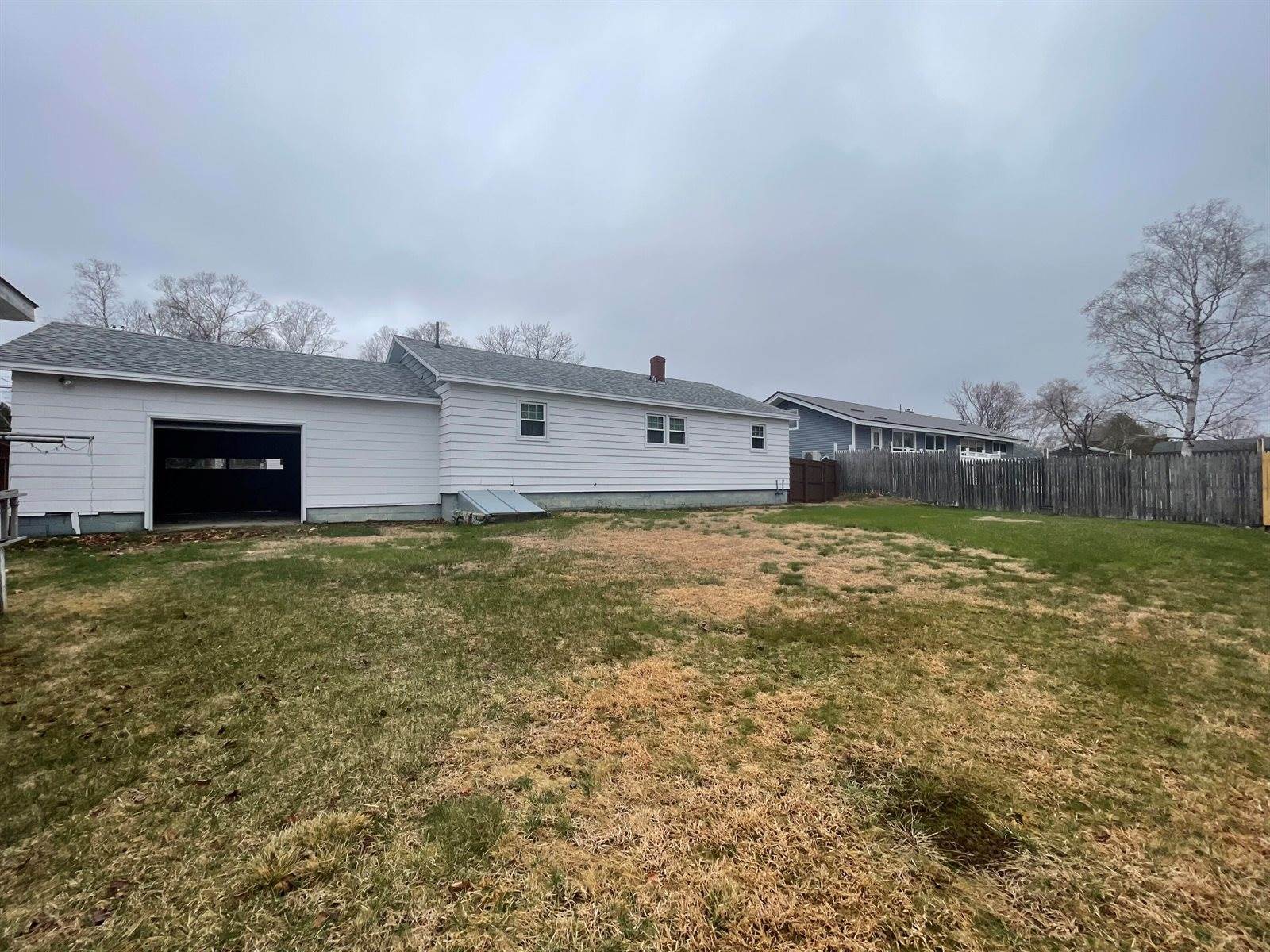 45 Vermont Street, Millinocket, ME 04462