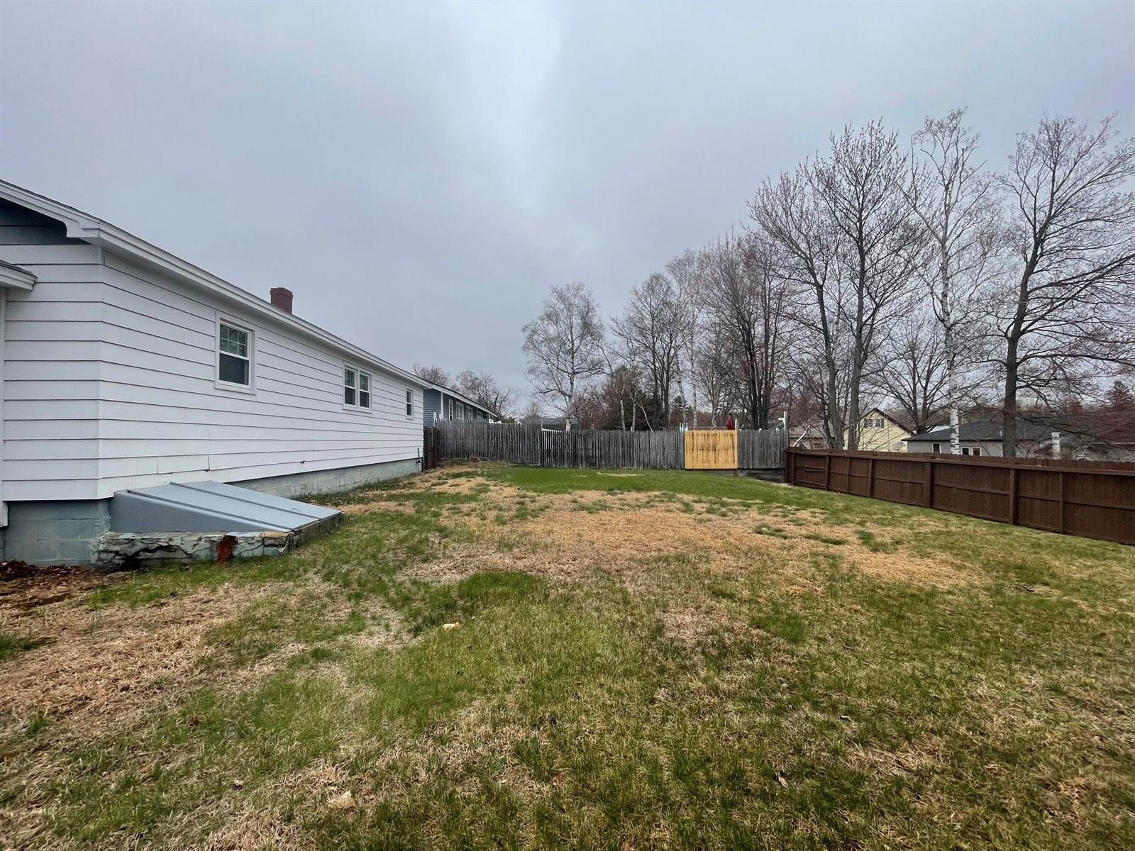 45 Vermont Street, Millinocket, ME 04462