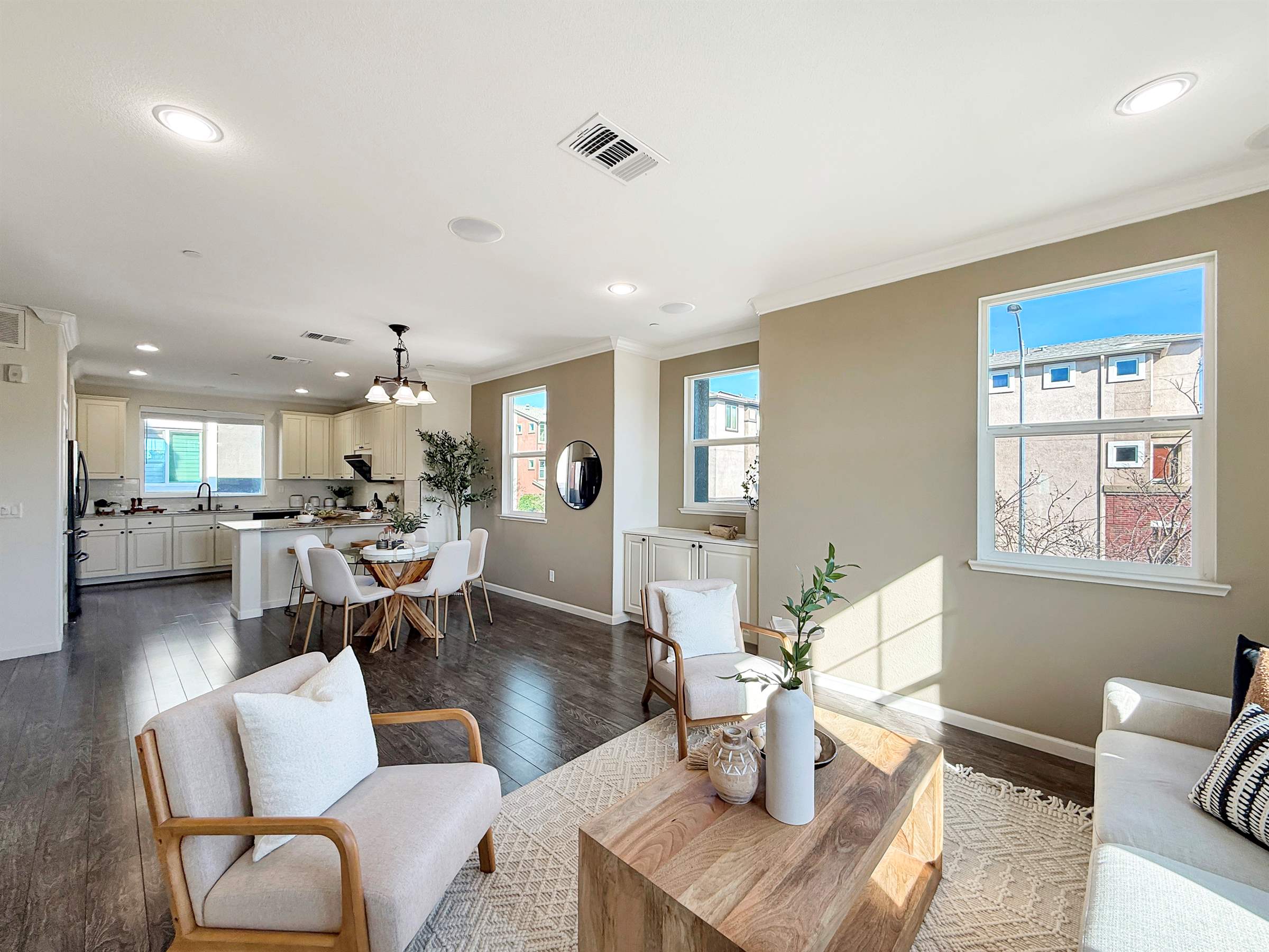 1053 Eagle Way, San Jose, CA 95131