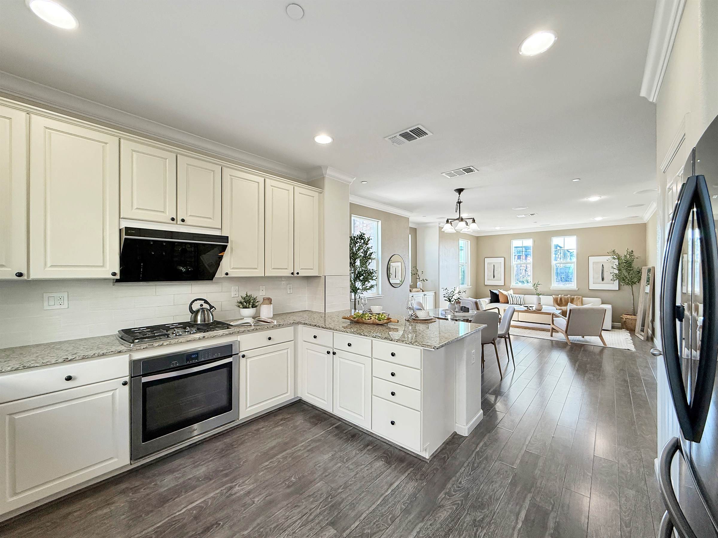 1053 Eagle Way, San Jose, CA 95131