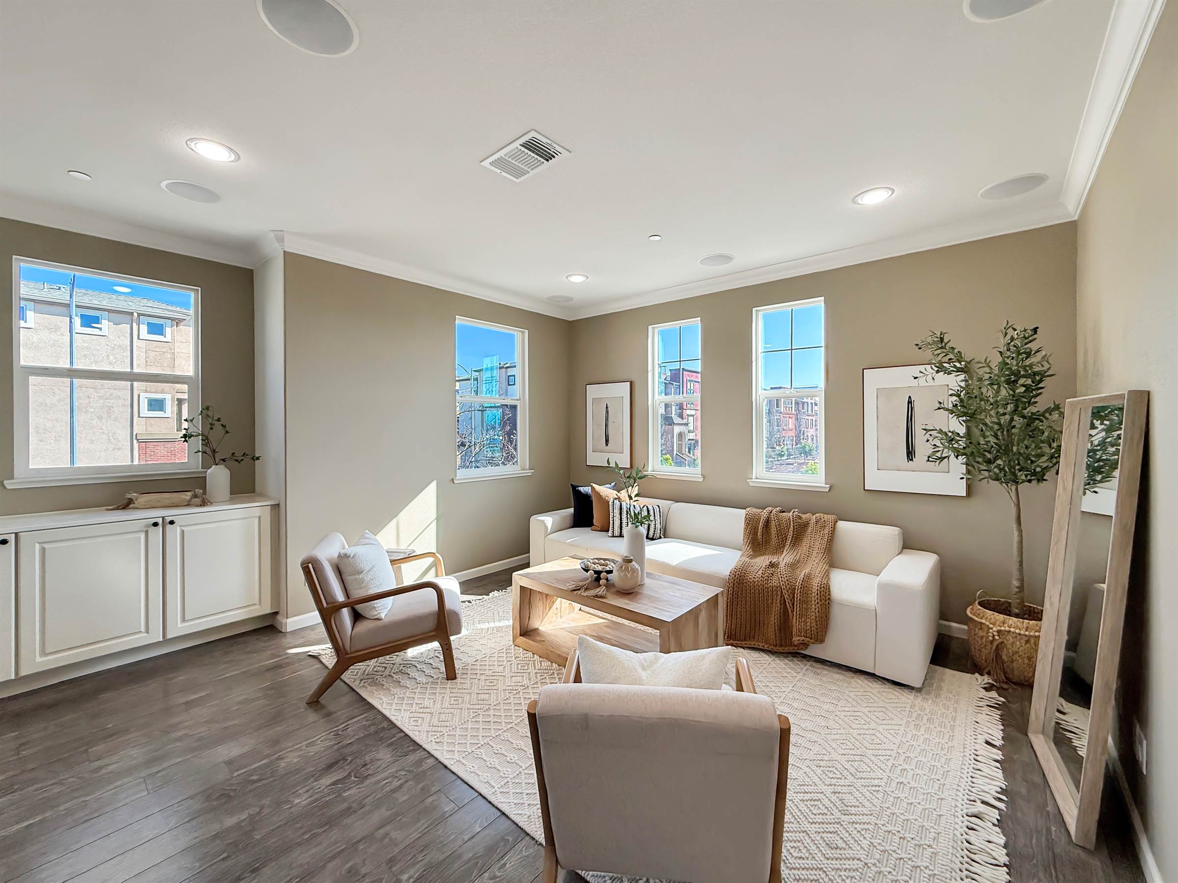 1053 Eagle Way, San Jose, CA 95131