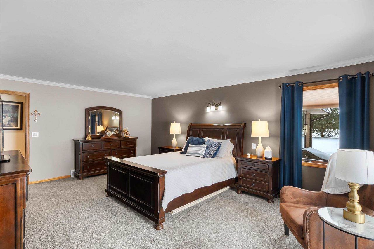 9898 W Ives Street, Marshfield, WI 54449