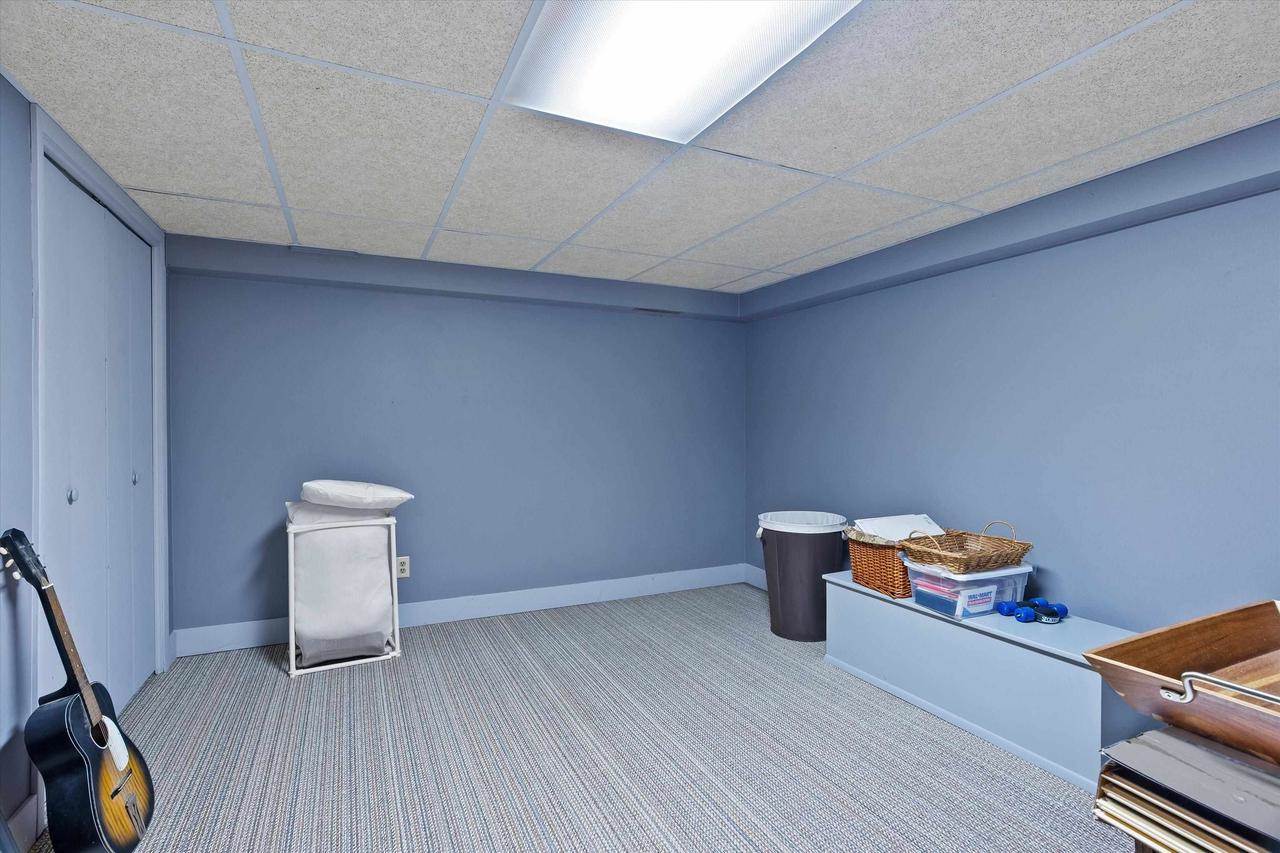 9898 W Ives Street, Marshfield, WI 54449