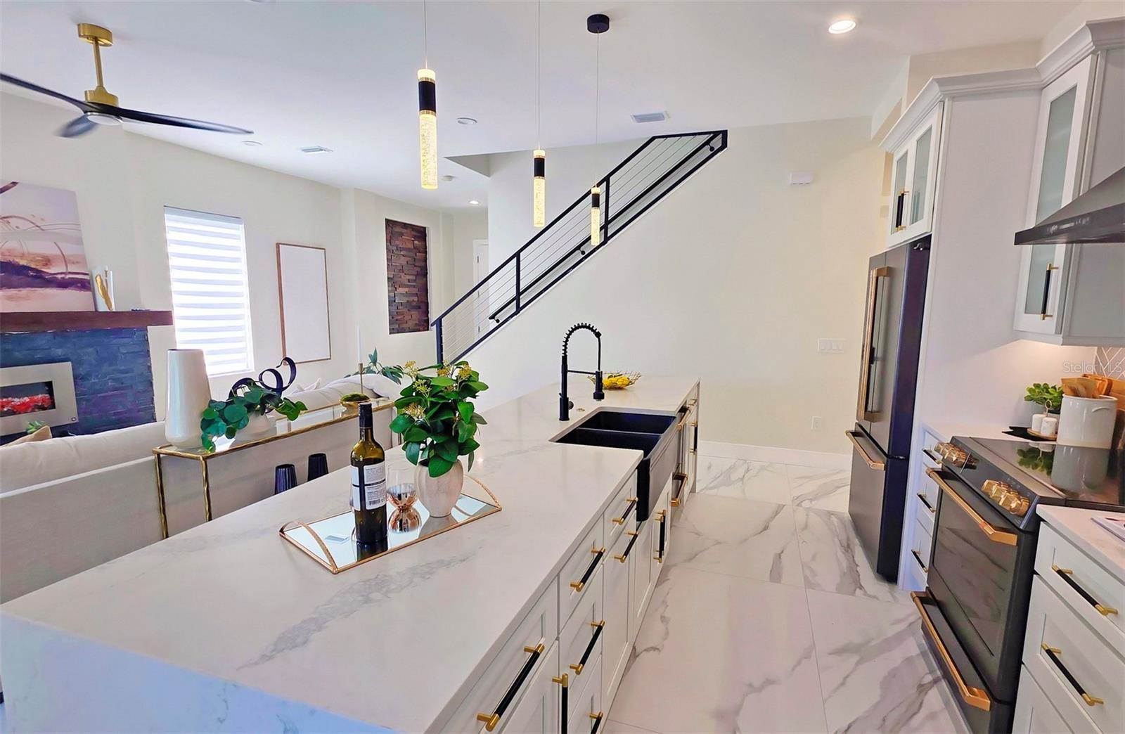 1156 Cocoanut Avenue, Sarasota, FL 34236