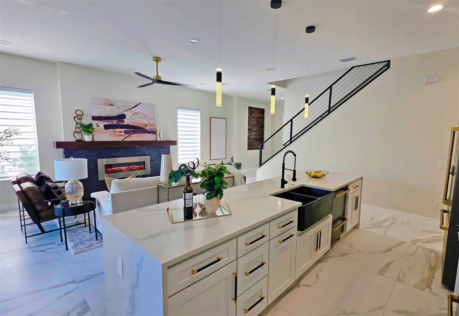 1156 Cocoanut Avenue, Sarasota, FL 34236