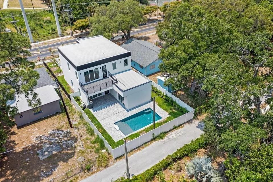 1156 Cocoanut Avenue, Sarasota, FL 34236