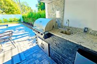 1156 Cocoanut Avenue, Sarasota, FL 34236