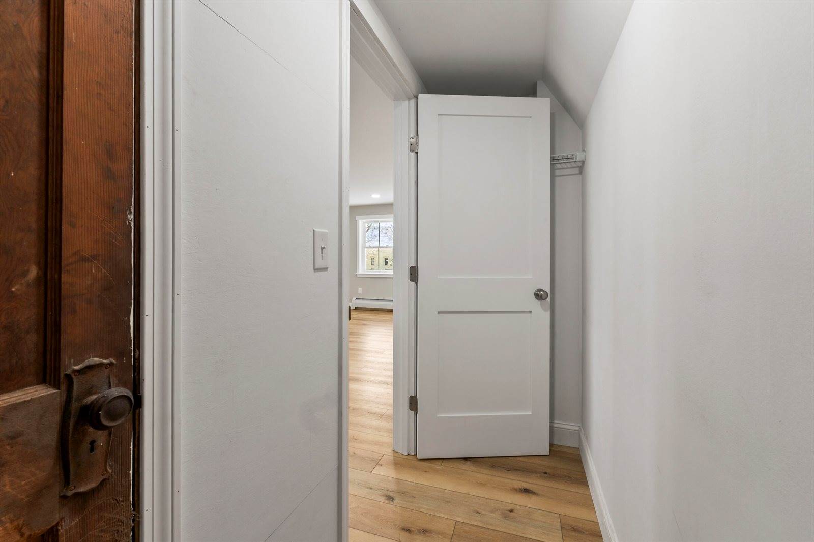 20 Mount Vernon Street, Gardiner, ME 04345