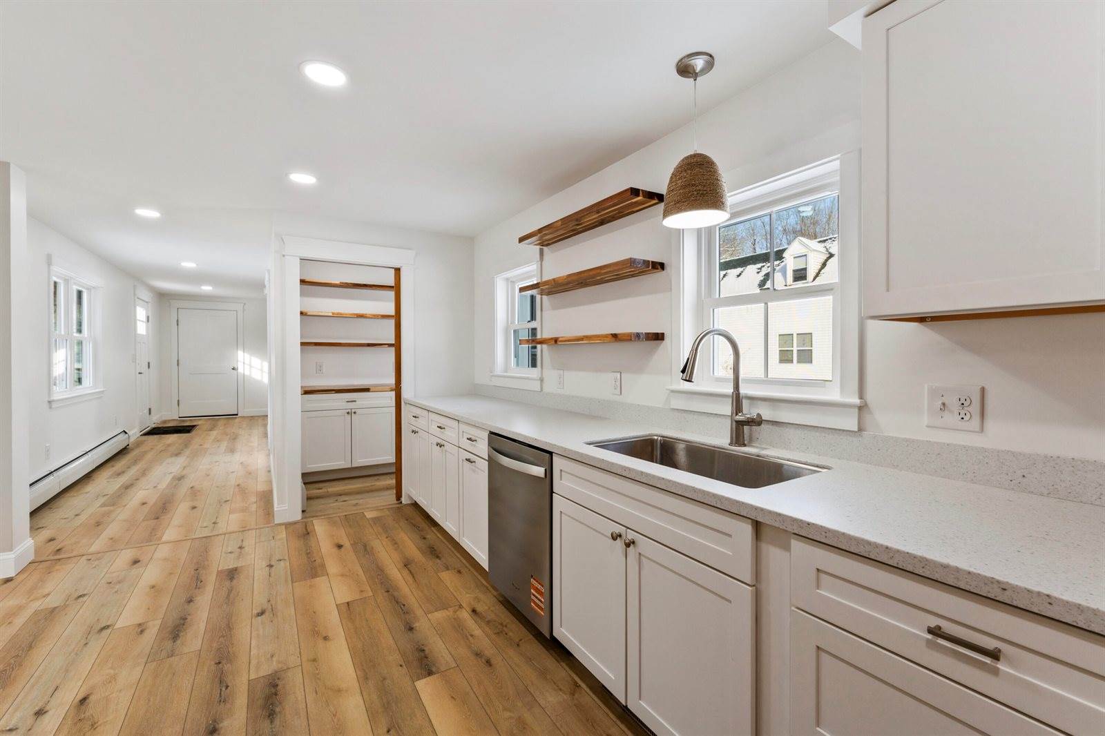 20 Mount Vernon Street, Gardiner, ME 04345