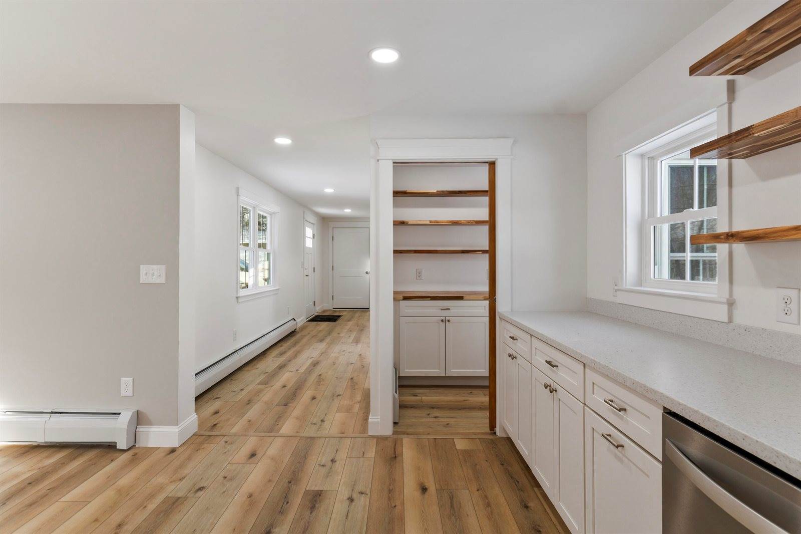 20 Mount Vernon Street, Gardiner, ME 04345