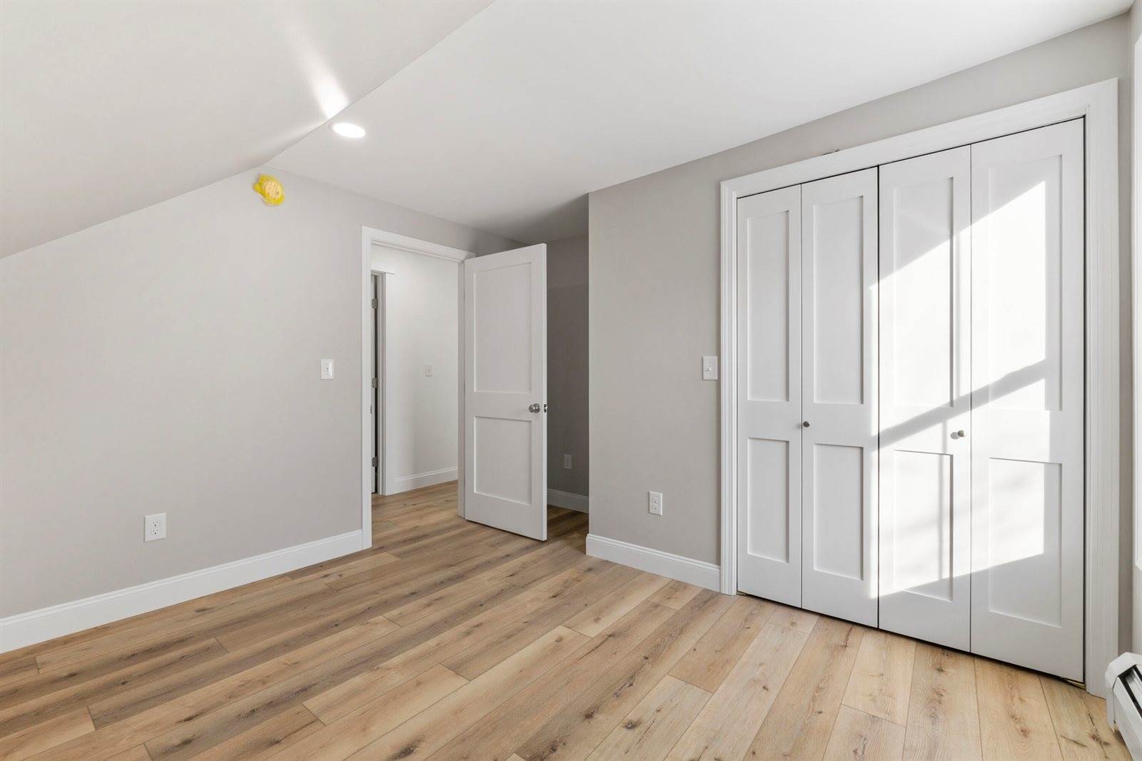 20 Mount Vernon Street, Gardiner, ME 04345