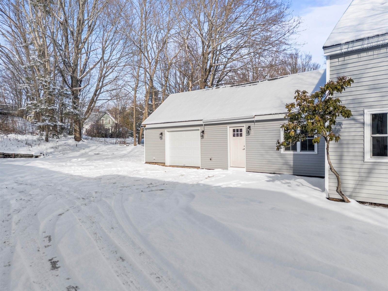 20 Mount Vernon Street, Gardiner, ME 04345