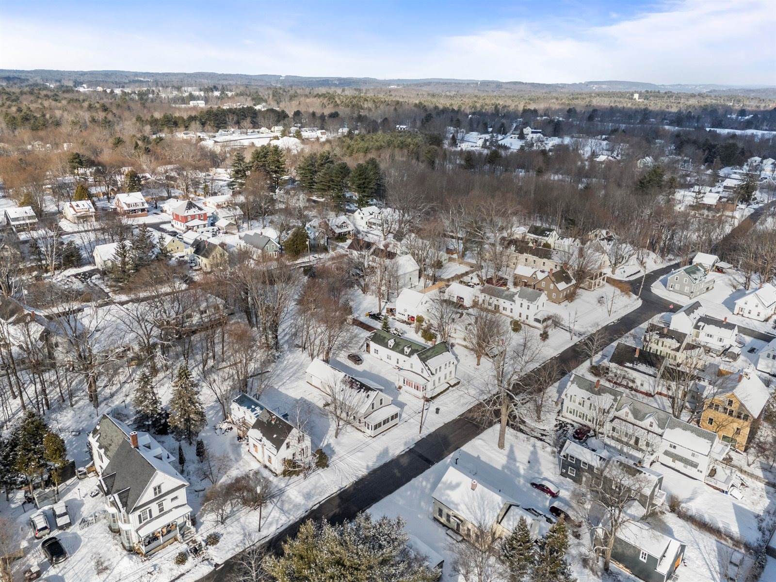 20 Mount Vernon Street, Gardiner, ME 04345