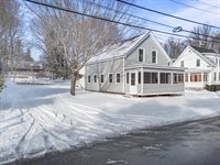 20 Mount Vernon Street, Gardiner, ME 04345
