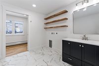 20 Mount Vernon Street, Gardiner, ME 04345