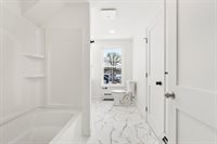 20 Mount Vernon Street, Gardiner, ME 04345