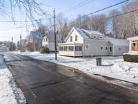 20 Mount Vernon Street, Gardiner, ME 04345