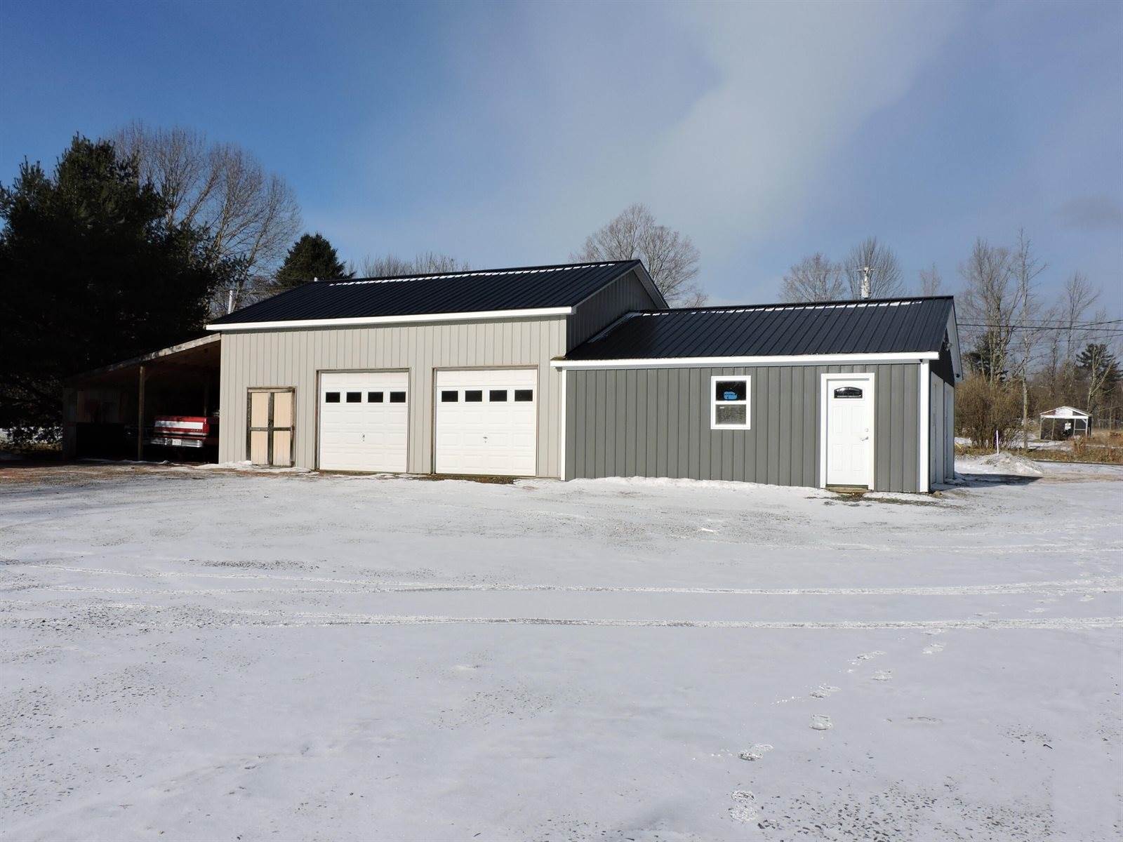 5 Whitten Road, Canaan, ME 04924