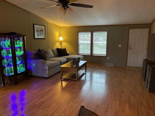 5 Whitten Road, Canaan, ME 04924