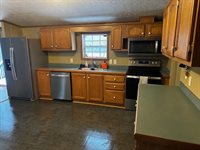 5 Whitten Road, Canaan, ME 04924
