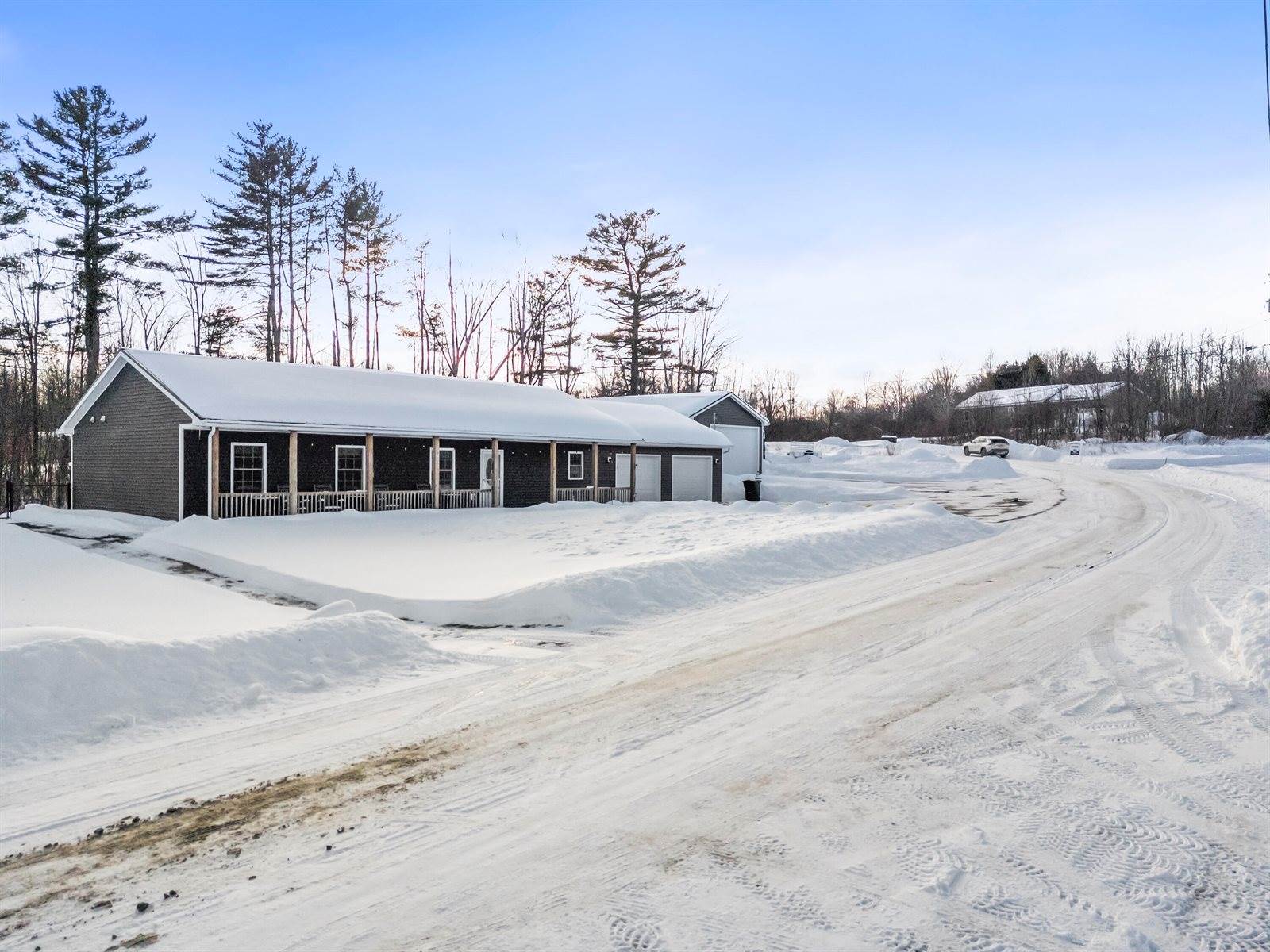 23 Godrics Hollow, Sidney, ME 04330
