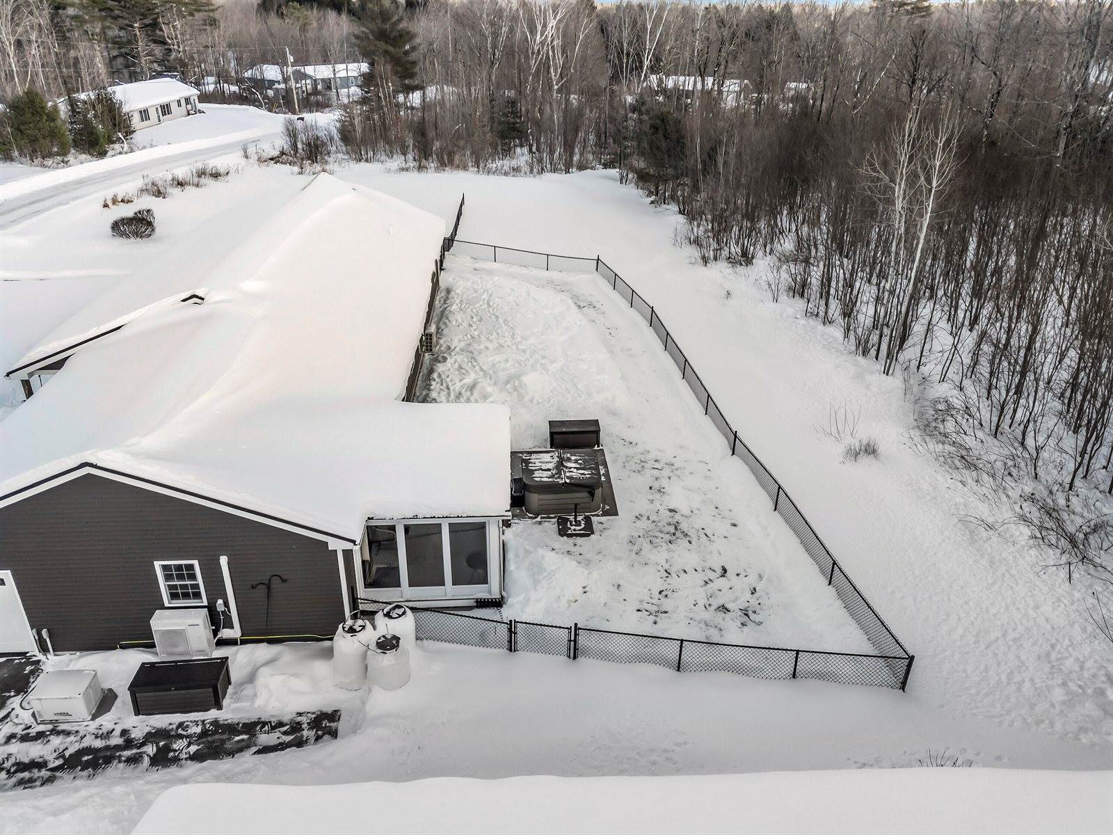 23 Godrics Hollow, Sidney, ME 04330