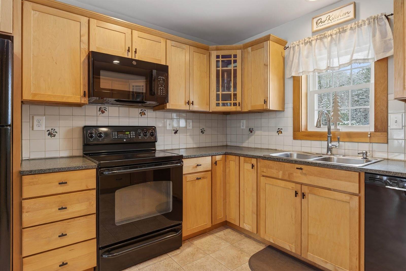 23 Robinson Way, Bridgton, ME 04009