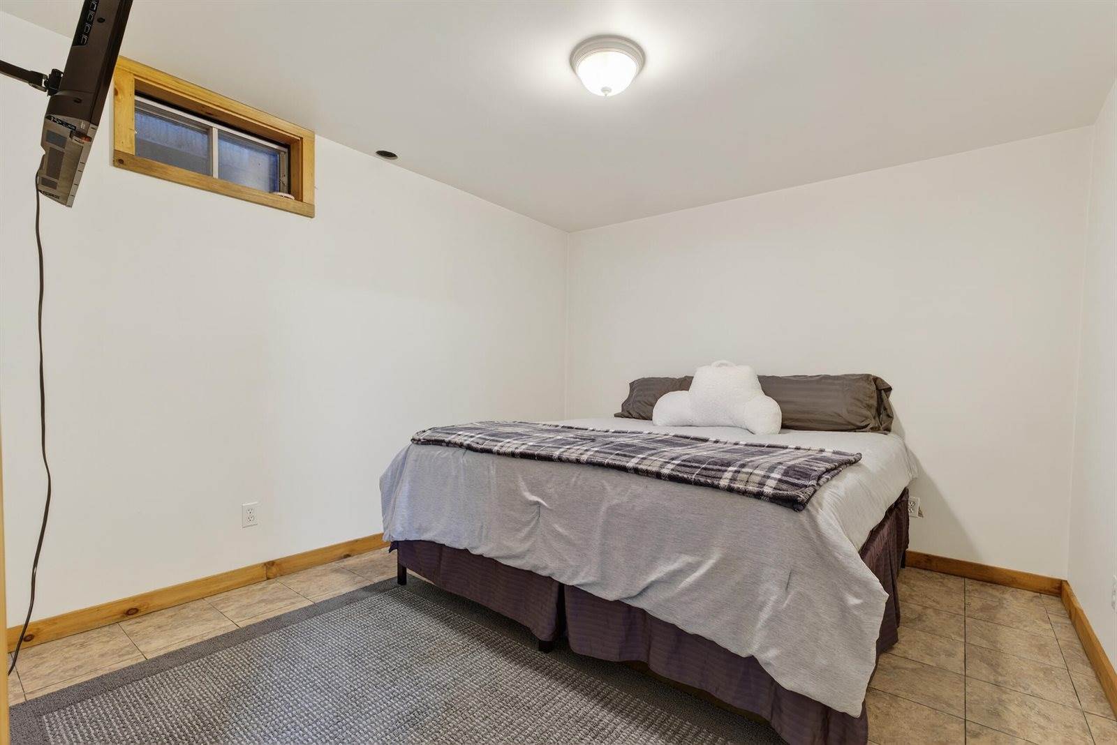 23 Robinson Way, Bridgton, ME 04009