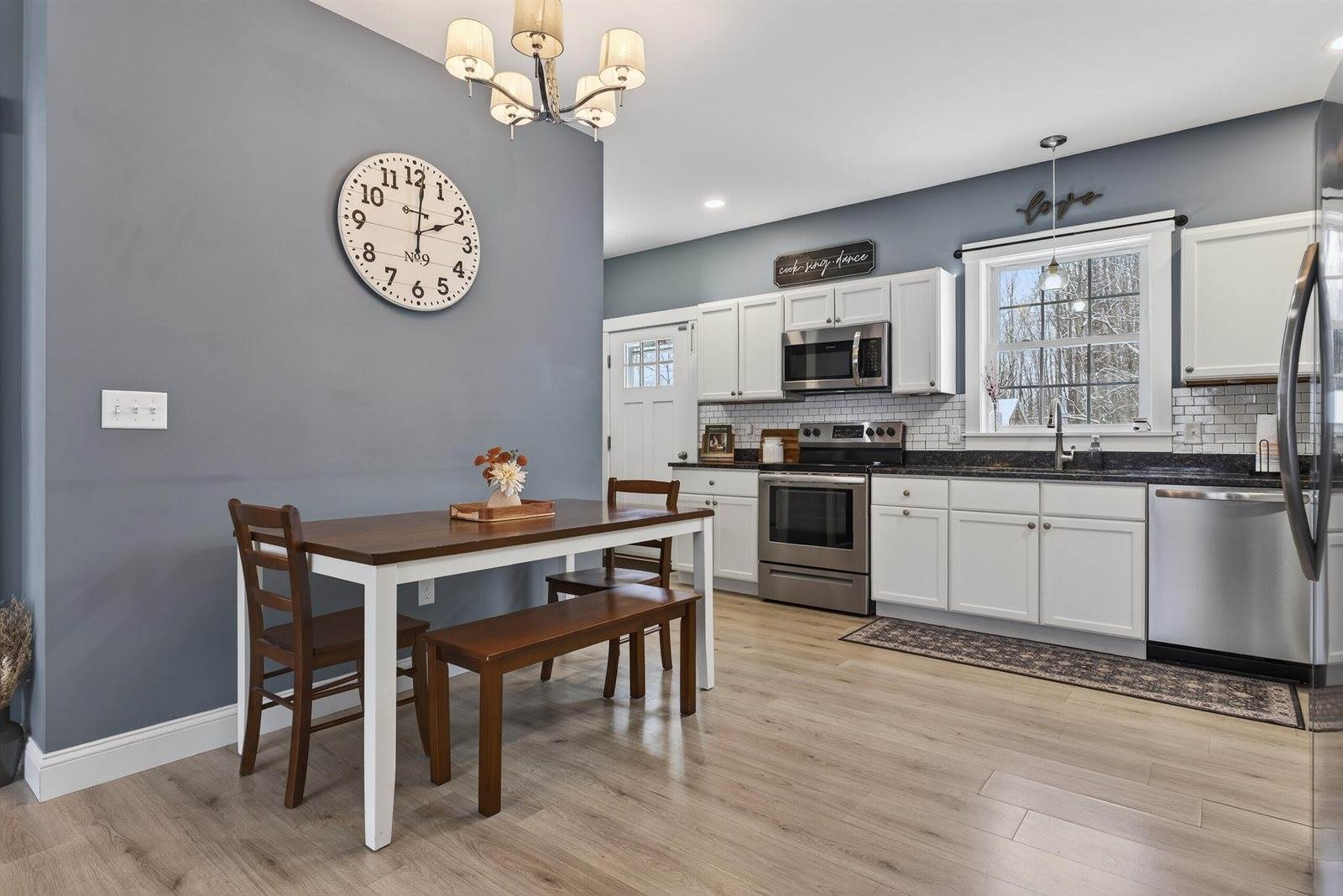 11 Cruz Drive, Sabattus, ME 04280