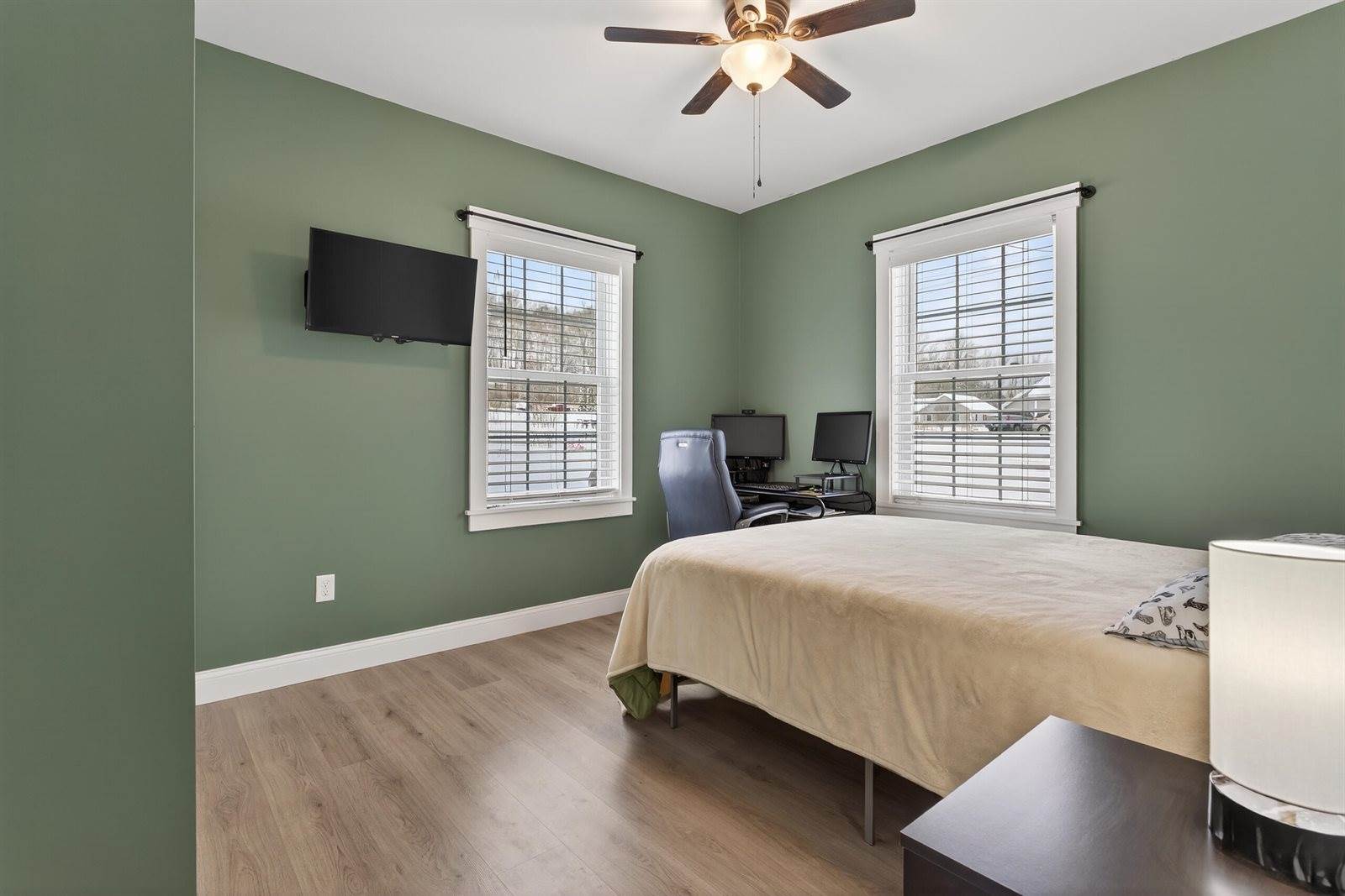 11 Cruz Drive, Sabattus, ME 04280