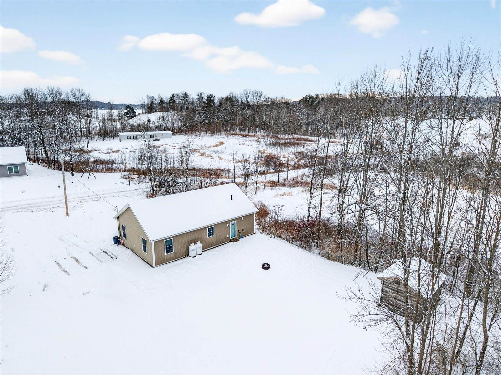 11 Cruz Drive, Sabattus, ME 04280