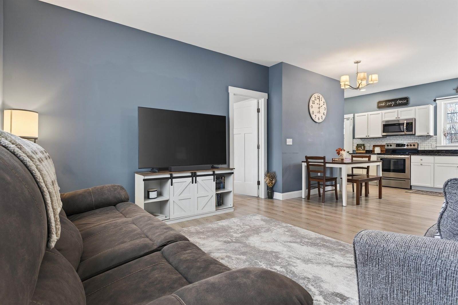 11 Cruz Drive, Sabattus, ME 04280