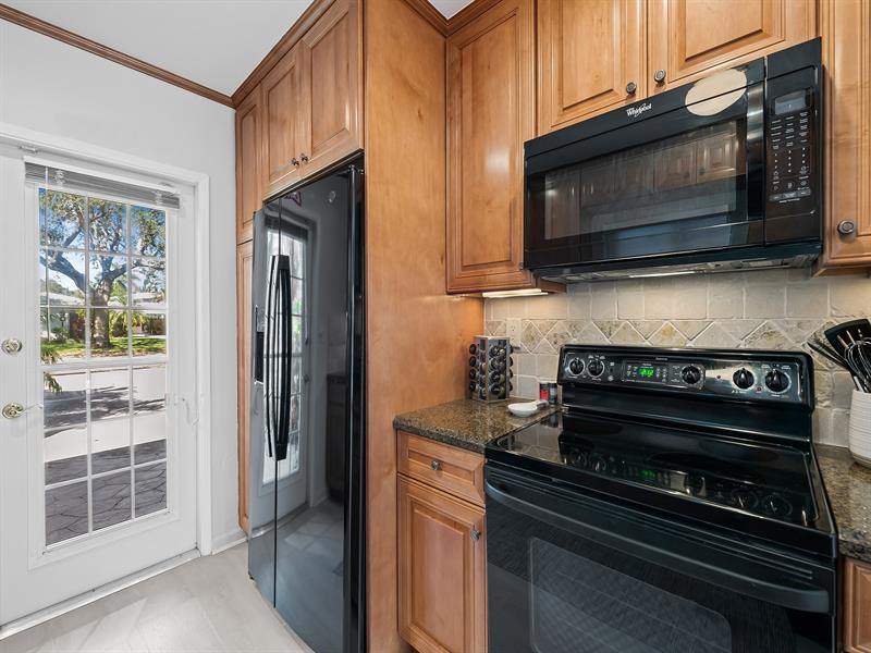 1900 NE 19th St, Fort Lauderdale, FL 33305