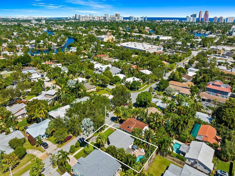 1900 NE 19th St, Fort Lauderdale, FL 33305