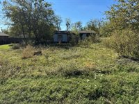 203 FM 513, Lone Oak, TX 75453
