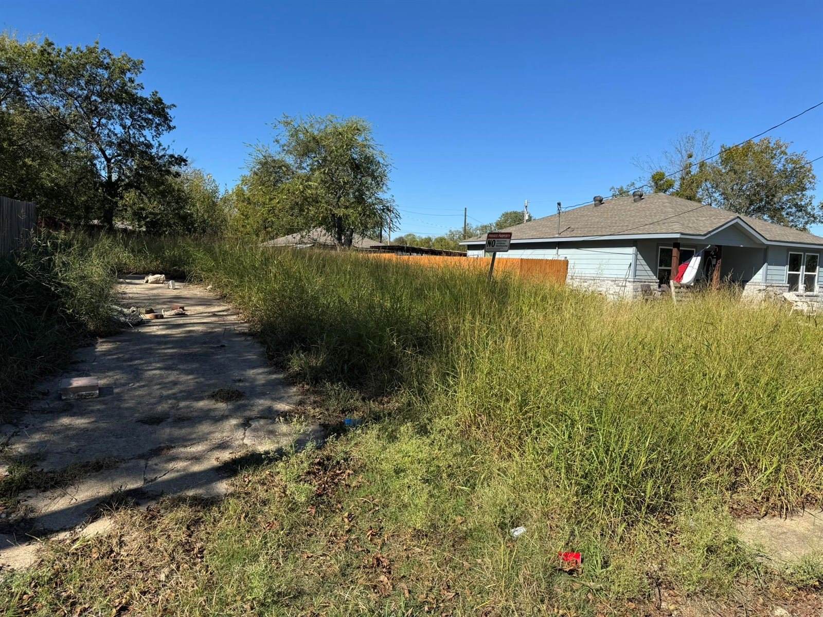 3208 Roberts St, Greenville, TX 75401
