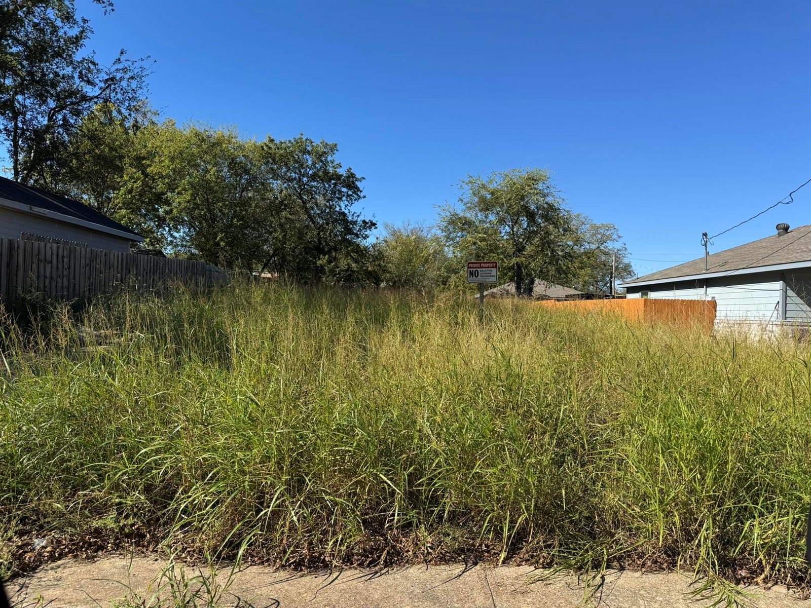 3208 Roberts St, Greenville, TX 75401