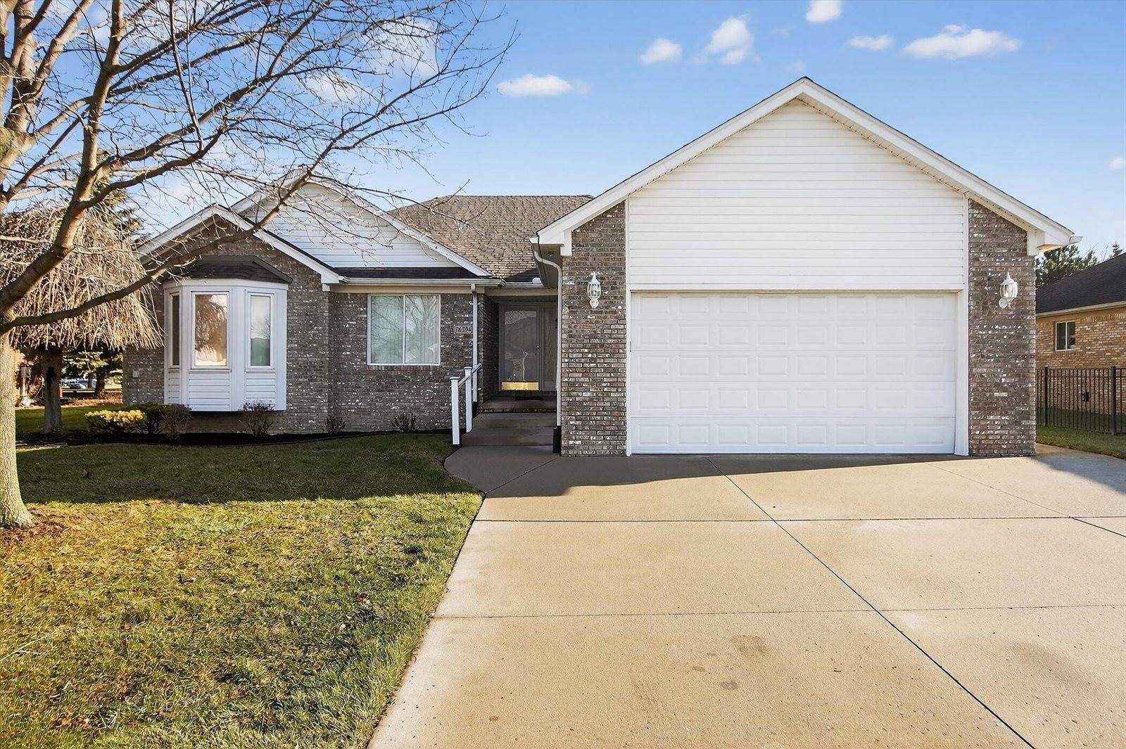 36394 Cecilia Drive, Sterling Heights, MI 48312