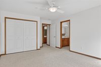 36394 Cecilia Drive, Sterling Heights, MI 48312