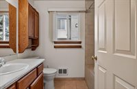 36394 Cecilia Drive, Sterling Heights, MI 48312