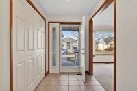 36394 Cecilia Drive, Sterling Heights, MI 48312