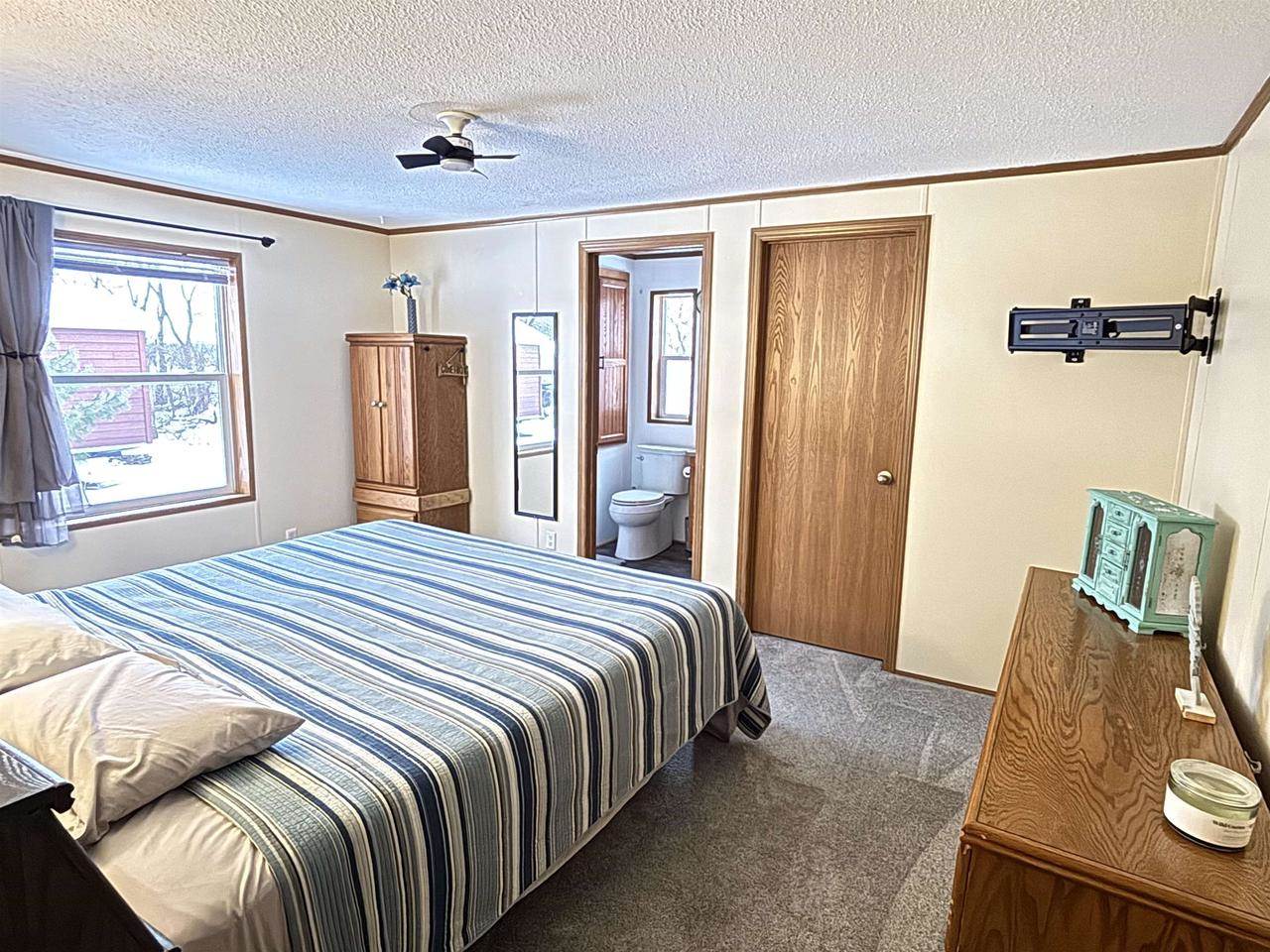 N2639 County Road Z Road #B25, Dousman, WI 53118