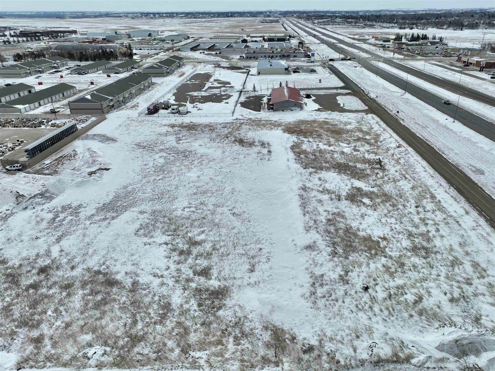 3908 N Broadway, Minot, ND 58703