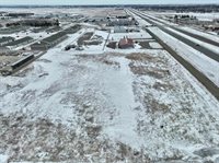 3908 N Broadway, Minot, ND 58703