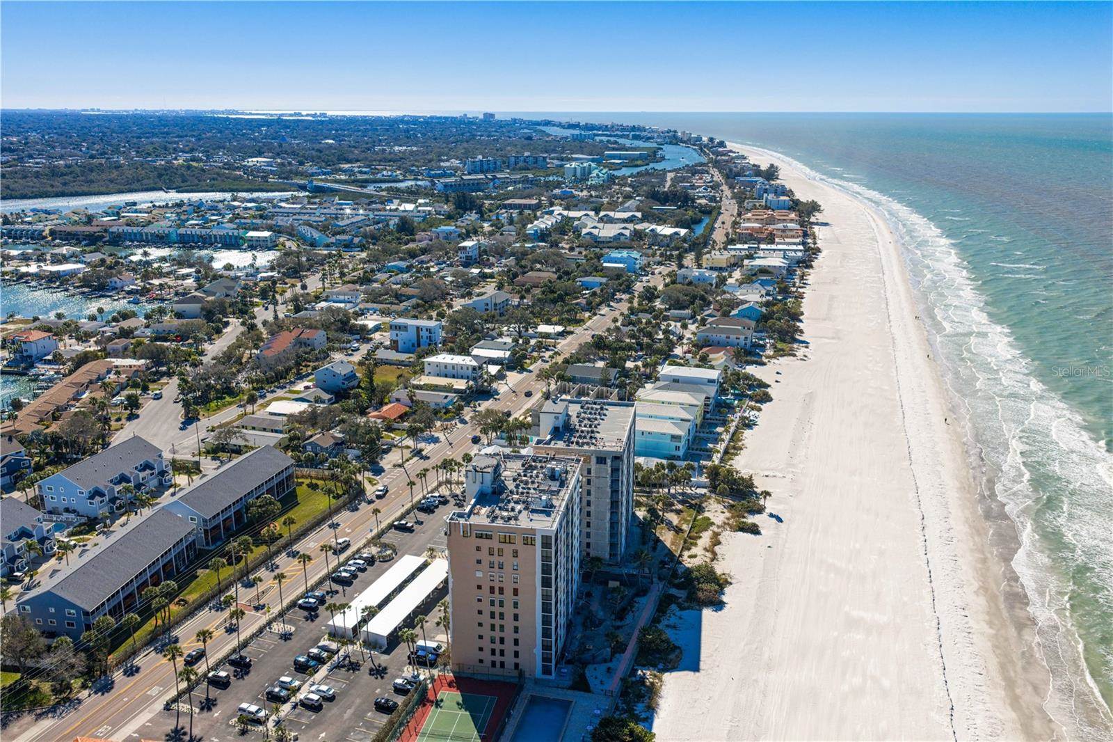 911 Harbour House Drive, Indian Rocks Beach, FL 33785