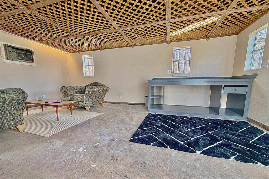 11312 Rupley Lane, Dallas, TX 75218