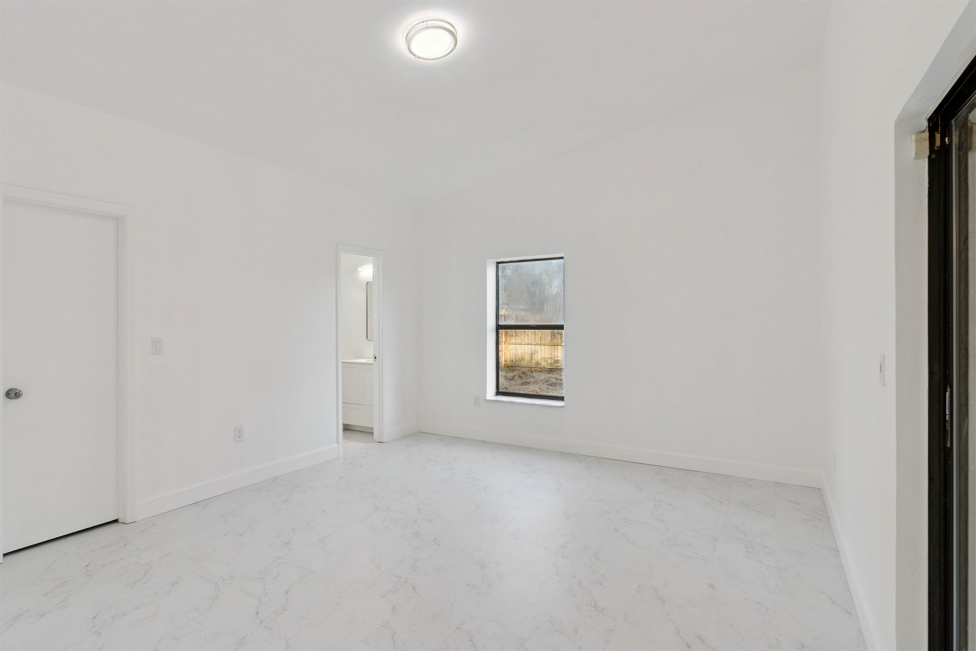 527 Glade Ct, Kissimmee, FL 34758