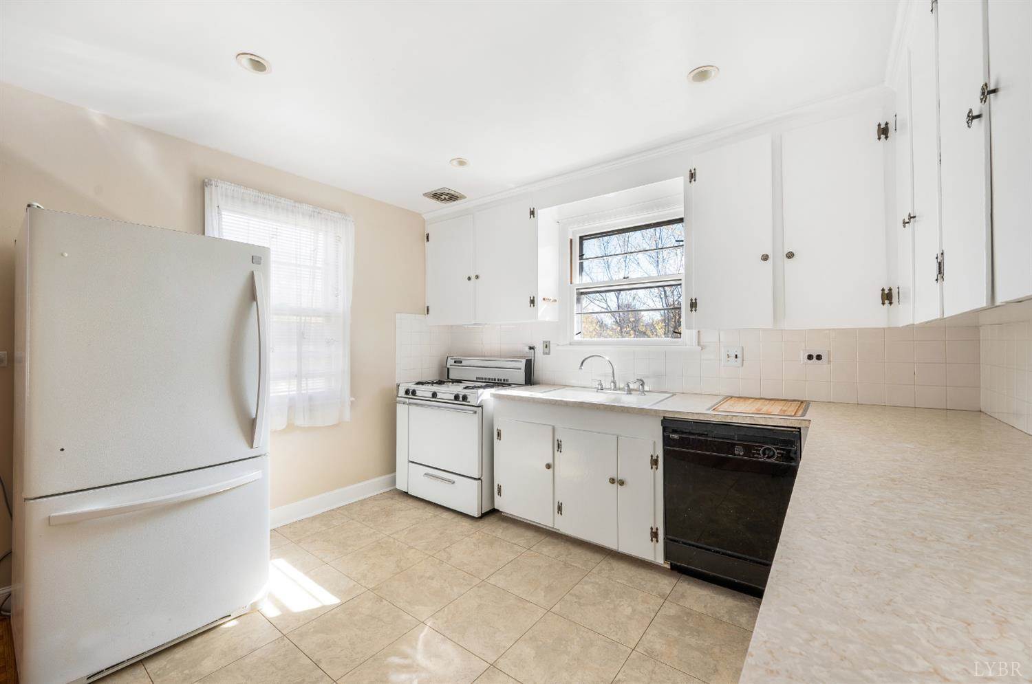 710 Riverside Drive, Lynchburg, VA 24503