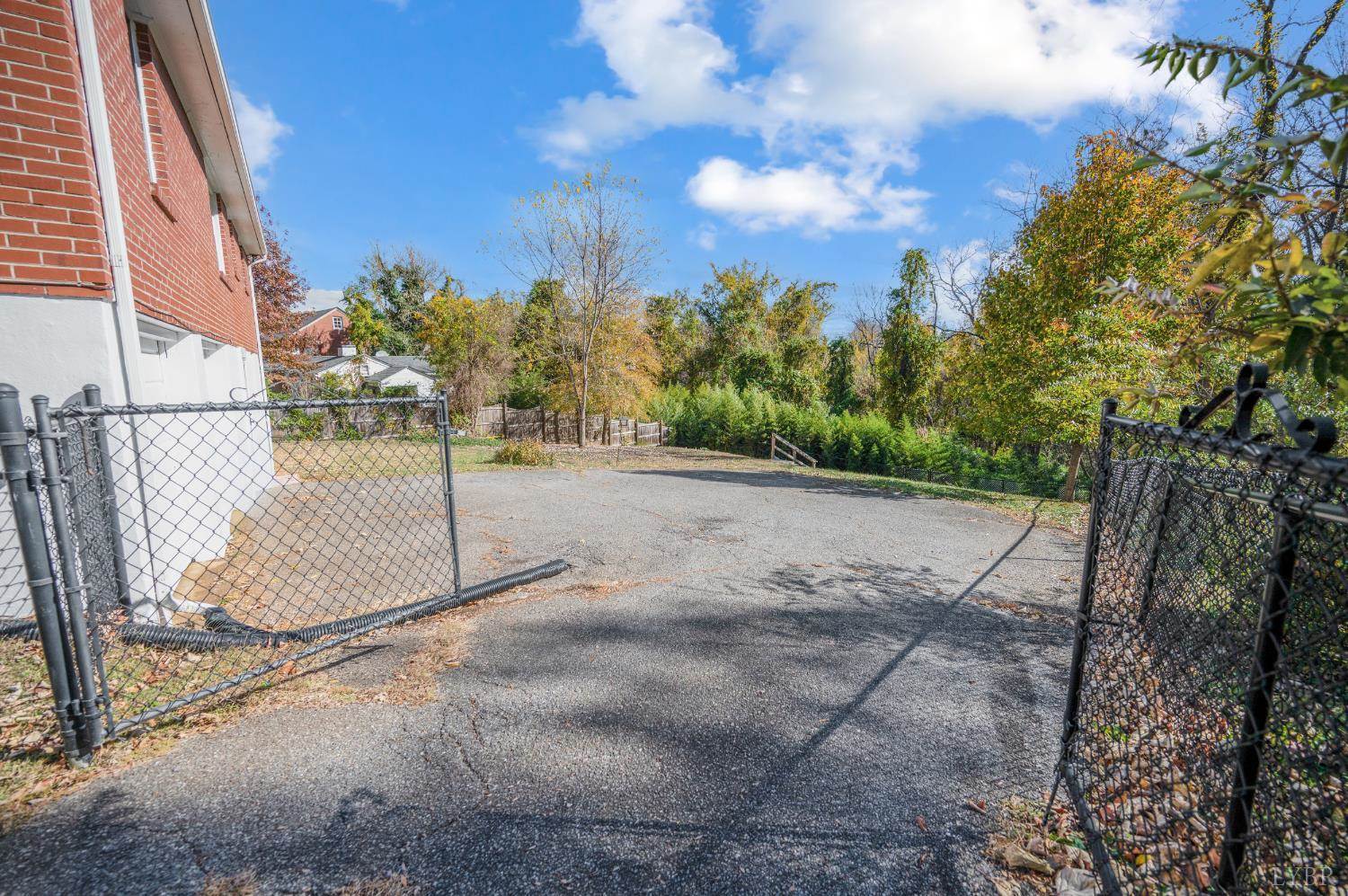 710 Riverside Drive, Lynchburg, VA 24503