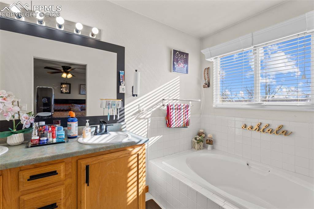 7152 Cliffrose Drive, Colorado Springs, CO 80925